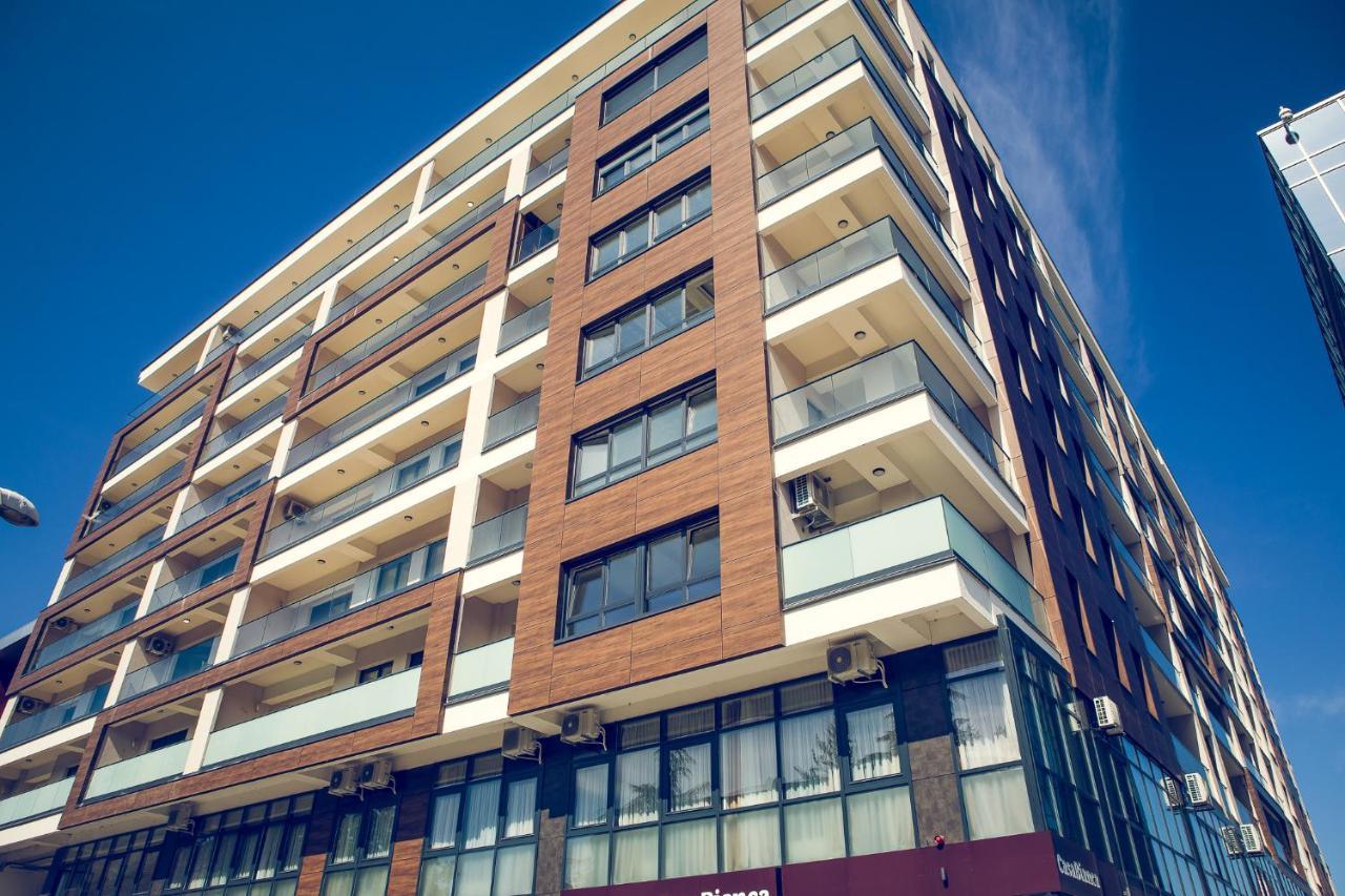 Apartmani Sl Luxury Banja Luka Exterior foto